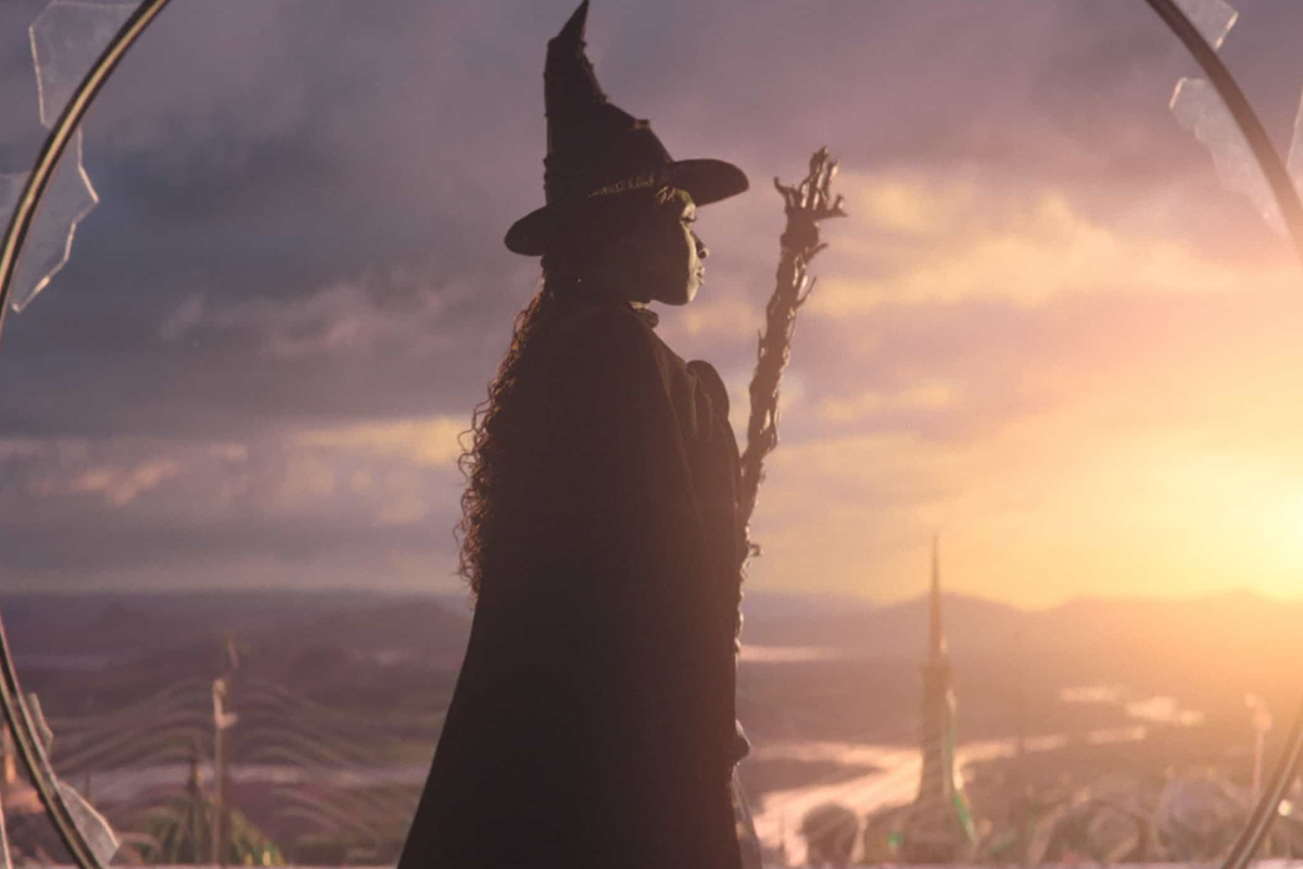 Wicked's \, image size:1200x800